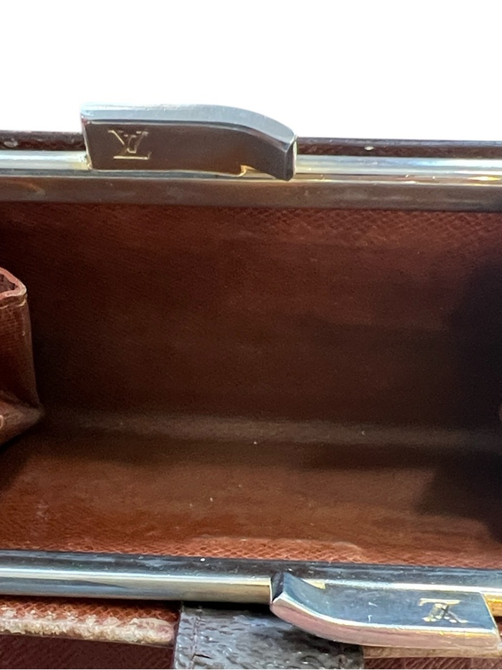Authentic Vintage Louis Vuitton Monogram French Purse (Viennois Kiss-Lock)Wallet - Picture 9 of 16